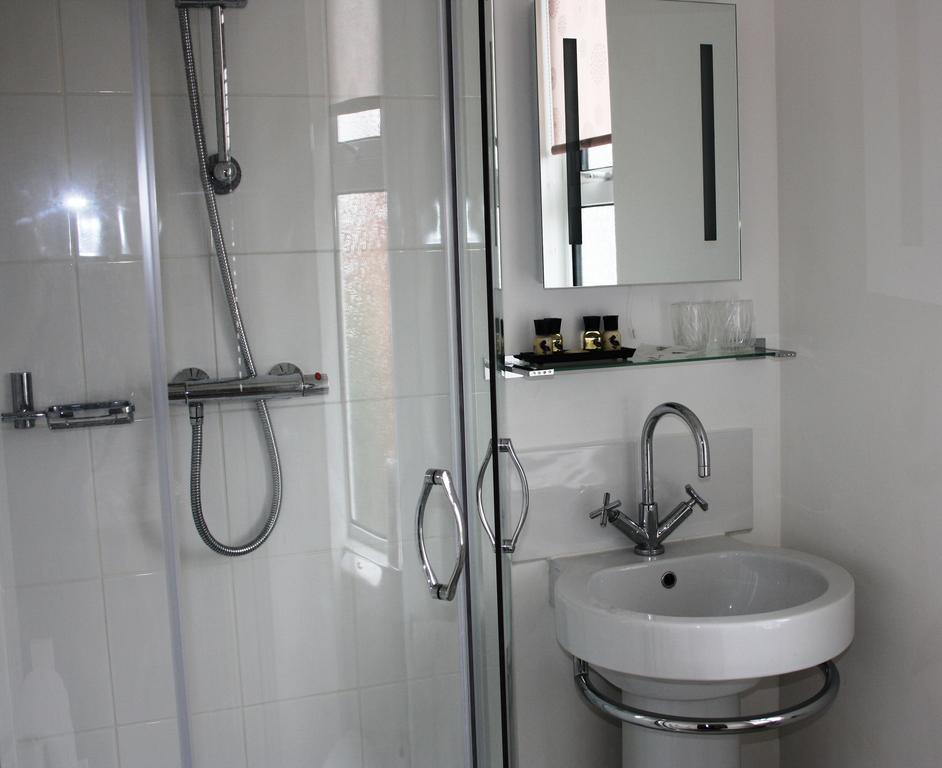 Laurels Bed & Breakfast Oswestry Ngoại thất bức ảnh