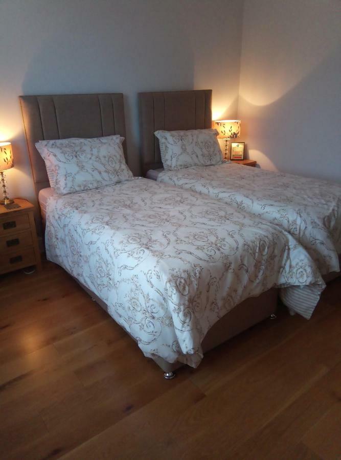 Laurels Bed & Breakfast Oswestry Ngoại thất bức ảnh